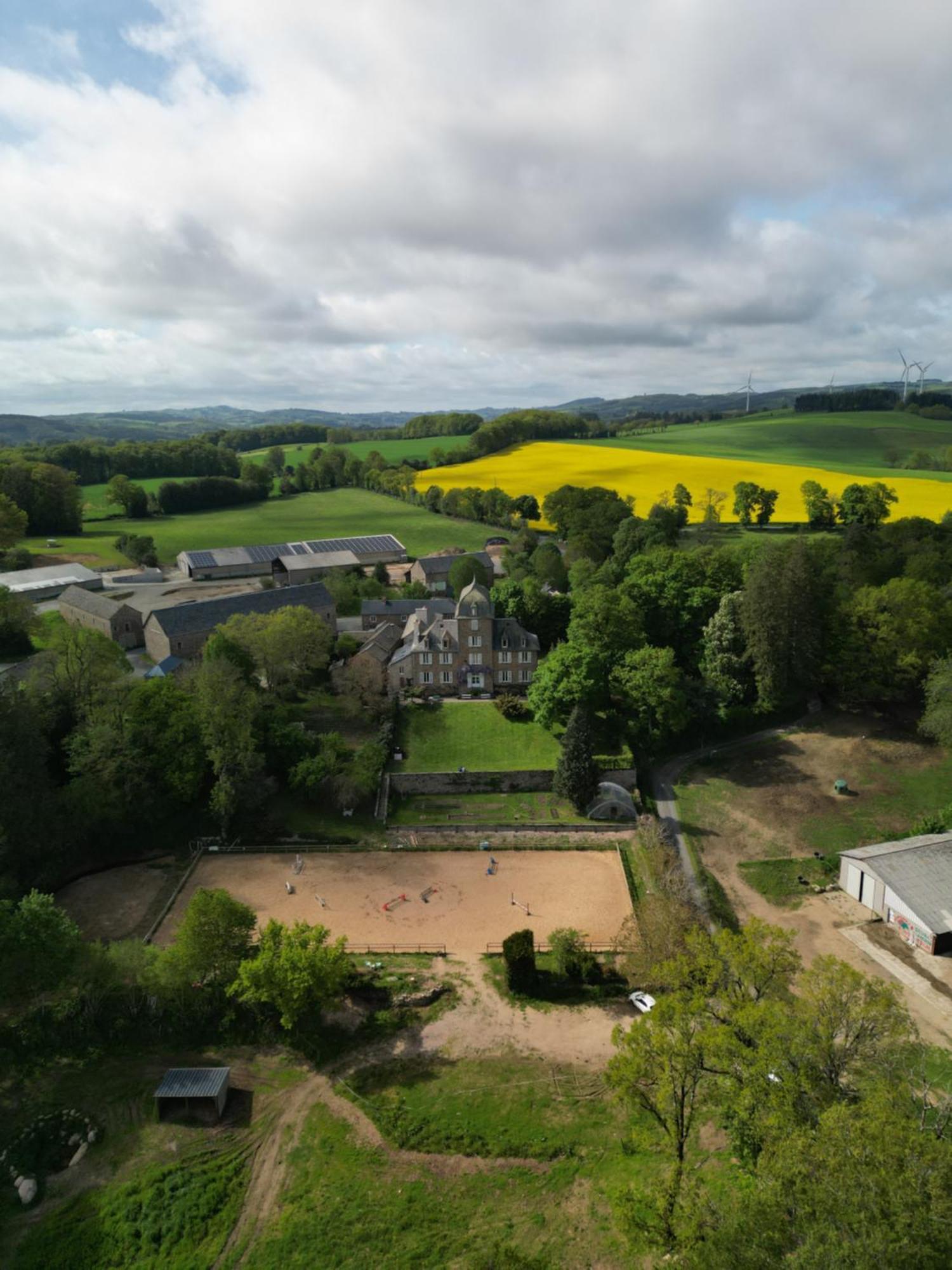 Le Domaine De Linars - L'Aile Du Chateau Villa Le Truel Eksteriør bilde